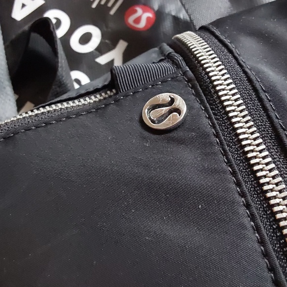 Lululemon City Adventurer Micro Backpack. Metal Emblem - Picture 7 of 12